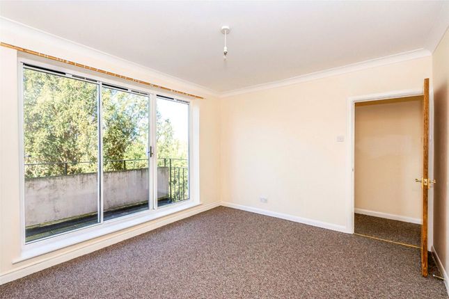 Flat for sale in Lizmans Court, Silkdale Close, Cowley, Oxford