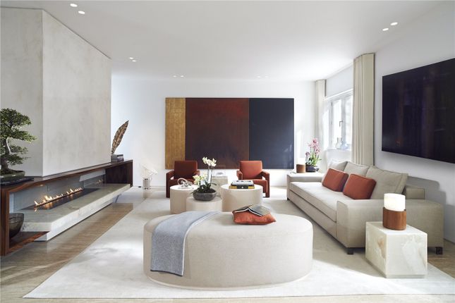 Park Lodge, 1, Ennismore Street, London photo 2