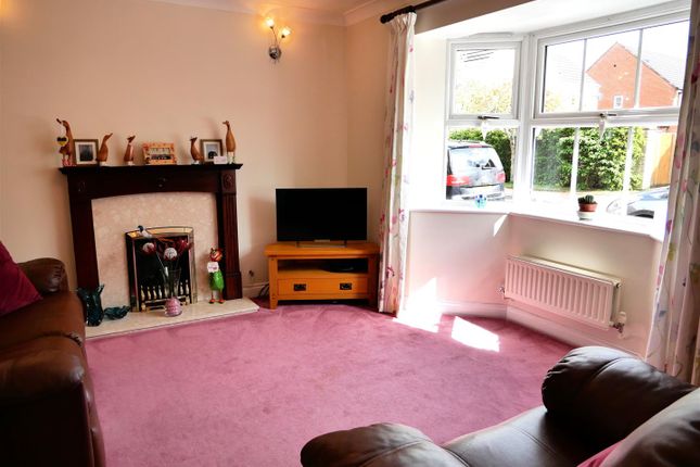 22, Amberley Close, CALNE photo 4