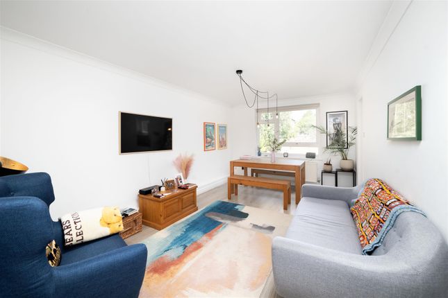 Flat 4, 121, Chetwynd Road, London photo 2