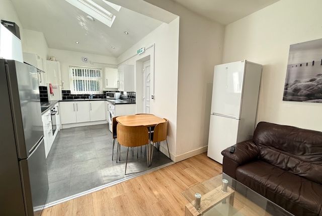 445,  Shoreham Street, Sheffield photo 4