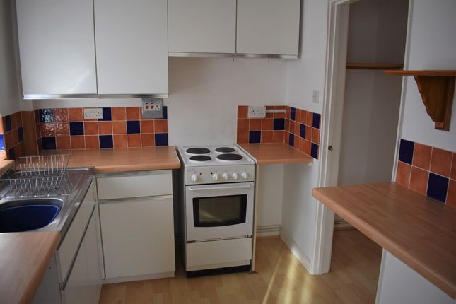164, Rosebery Avenue, Yeovil photo 4