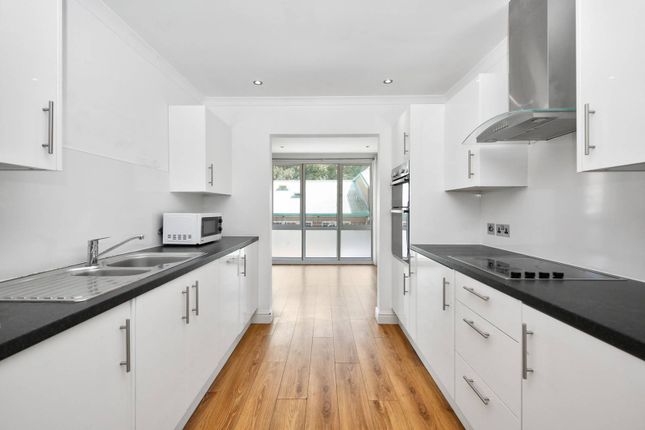 Thumbnail Flat for sale in Ensign Street, Tower Hamlets, London