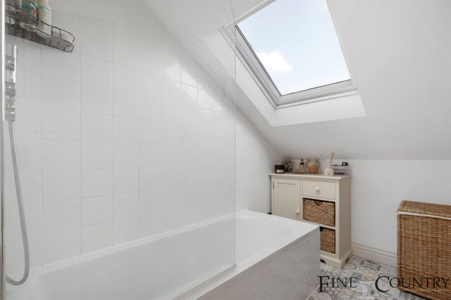 Flat for sale in Dynham Road, London