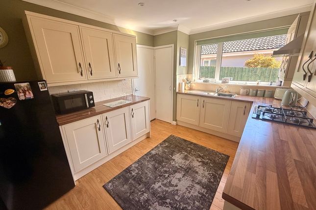 19, Fourgates, Liskeard photo 2