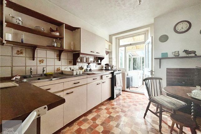 1 Brambletye,, Hunny Hill, Newport photo 2
