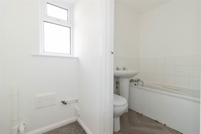 Studio for sale in Middle Road, Lancing