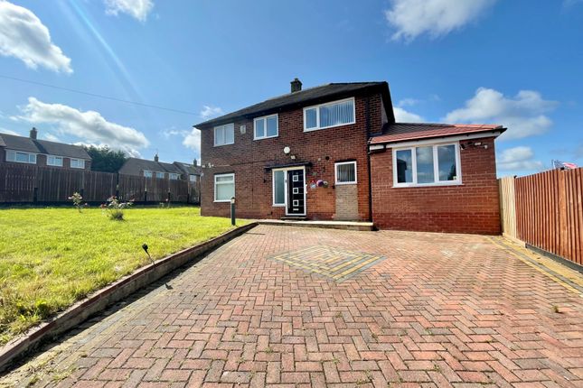 Thumbnail Terraced house for sale in Luton Road, Preston