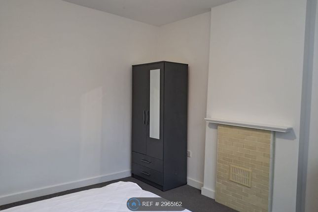 Abercairn Road, London photo 2