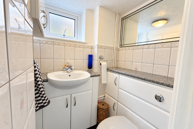 7, Rhodfa Fadog, Swansea photo 3