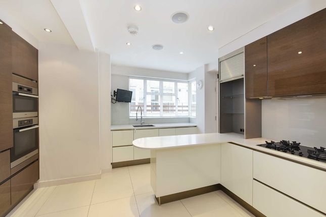 25, Viceroy Court, London photo 3