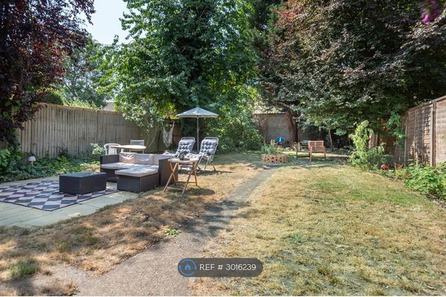Wandle Road, Morden photo 2