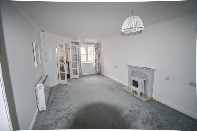 39, Maxime Court, Gower Road, Swansea photo 4