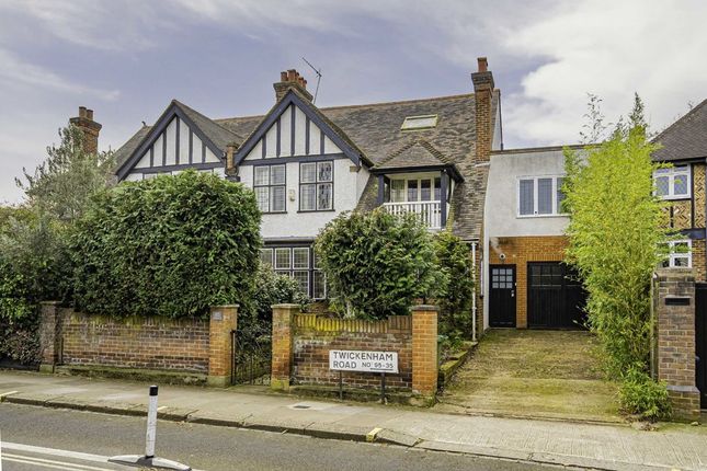 Property for sale in Twickenham Road, Teddington