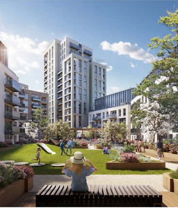 Thumbnail Flat for sale in Heathside, London, 8