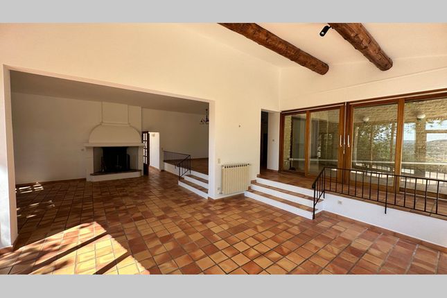 Villa for sale in Vaison La Romaine, The Luberon / Vaucluse, Provence - Var