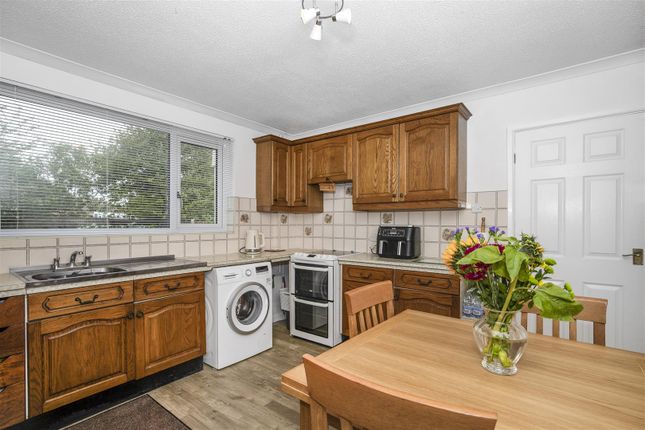 48, Ham Lane, Bristol photo 3