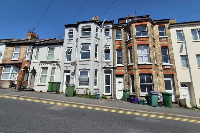 3-bed house on 11, Folkestone, £1,100/mo
