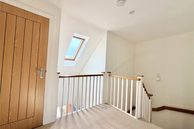 10, North Greenlands, Lymington photo 4