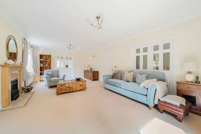 23 Pembury Road, Havant photo 2