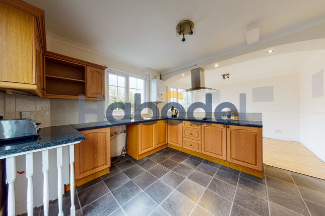 Thumbnail Semi-detached house to rent in Kendray, Barnsley