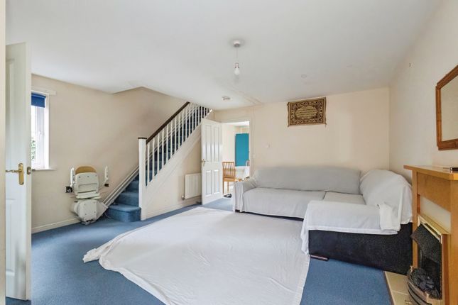 Thornway Drive, Greater Manchester photo 3