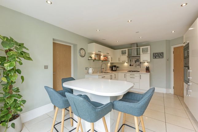 15, Meads Lane, St. Albans photo 4