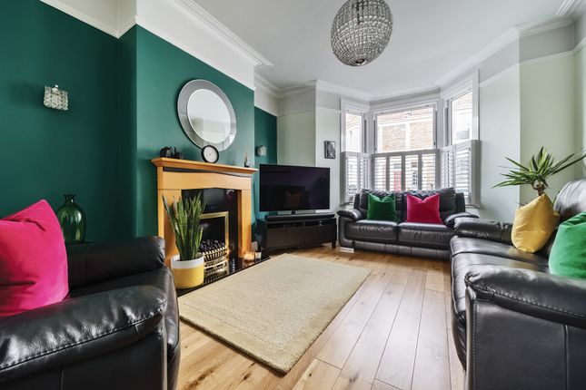 Thumbnail Terraced house for sale in Islington Road, Bristol