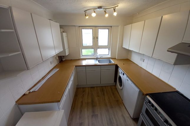 3/3 44 Keal Avenue, Glasgow photo 4