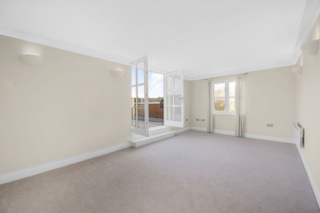 2-bed flat on 51, Gloucester Court, East Dulwich, £525,000