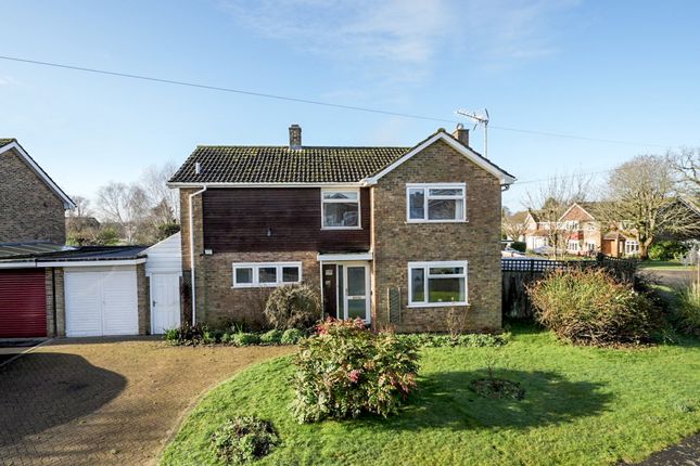 4-bed detached on 16, Honorwood Close, Great Missenden, £650,000