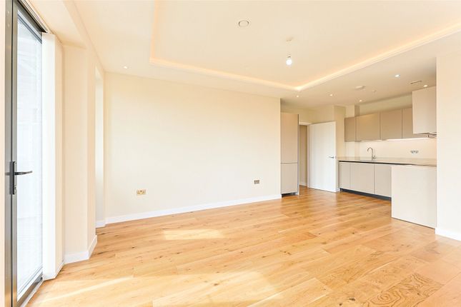Flat 7, 100, Warwick Road, Ealing photo 4
