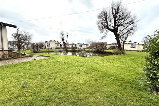 12, The Close, Garstang photo 2