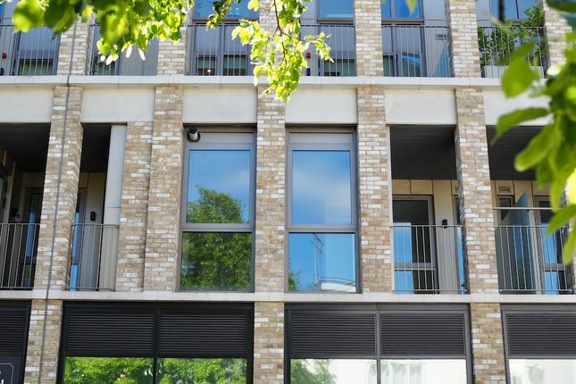 Wandle Quarter, Penwith Road, London photo 3