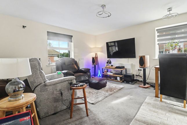 56 Mescott Meadows, Southampton photo 3