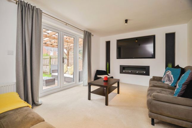 12, Meadowfields, Northallerton photo 2