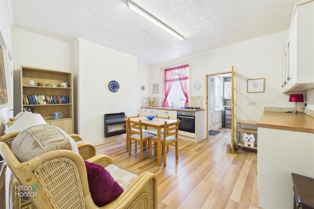 4, Holme Street, Barrowford photo 4