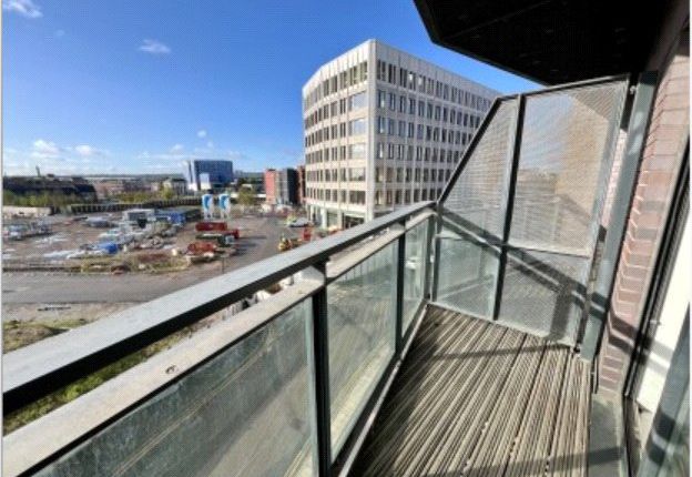 2-bed flat on Flat 301 1 Brewery Wharf,, Waterloo Street, West Yorkshire, £80,000