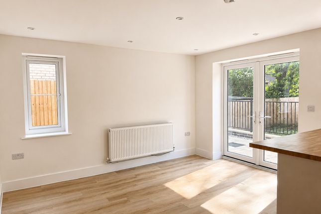 28, Broadweavers Close, Wincanton photo 4