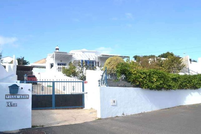 Thumbnail Villa for sale in Camino Barranco, Tias, Lanzarote, 35100, Spain