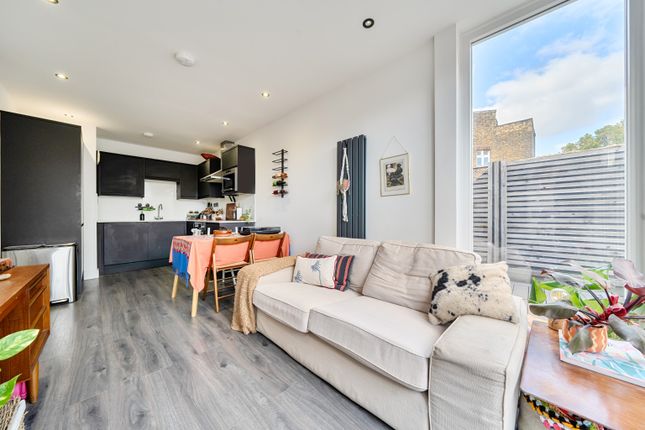 210a Deptford High Street, Greater London photo 3