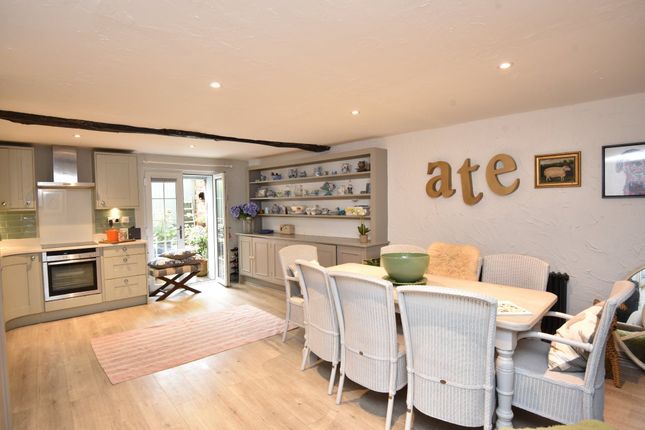 Well Hill, 4b Cornwall Road, Harrogate photo 3