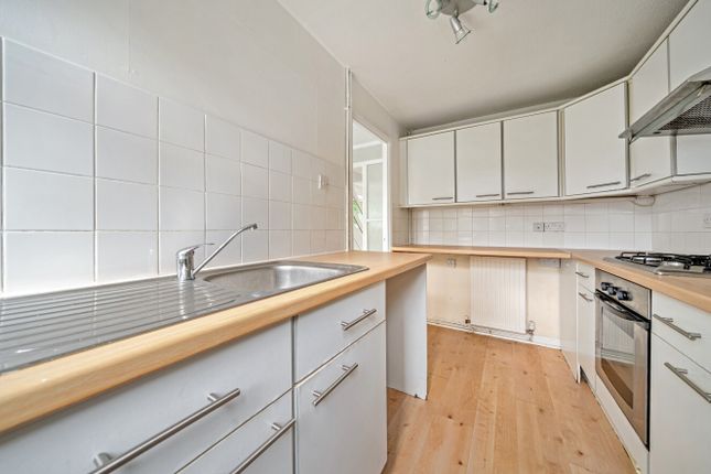 4, Birkdale Drive, Leeds photo 2