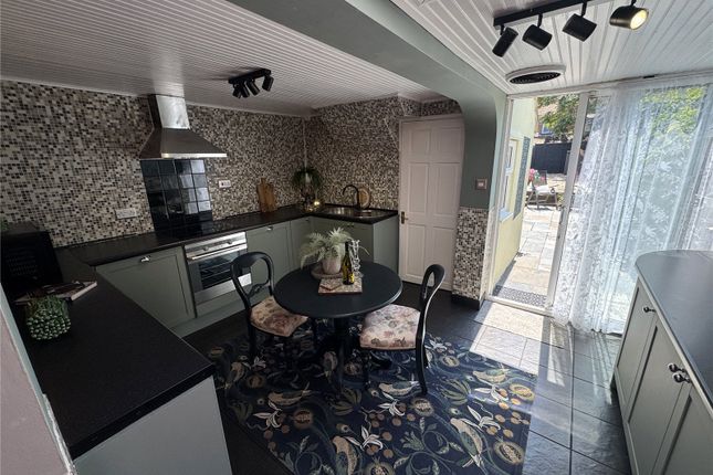 14, George Street, Somerset photo 5