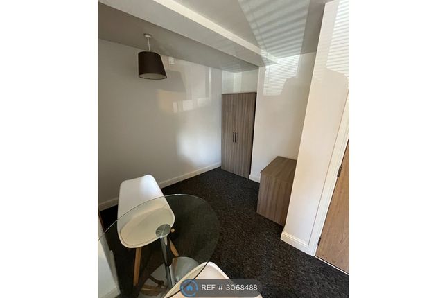Flat, Bridgegate, Retford photo 3