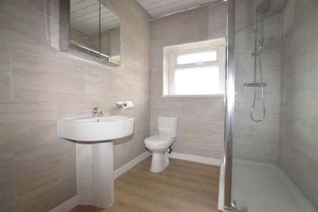 2, Victoria Street, Cleckheaton photo 2