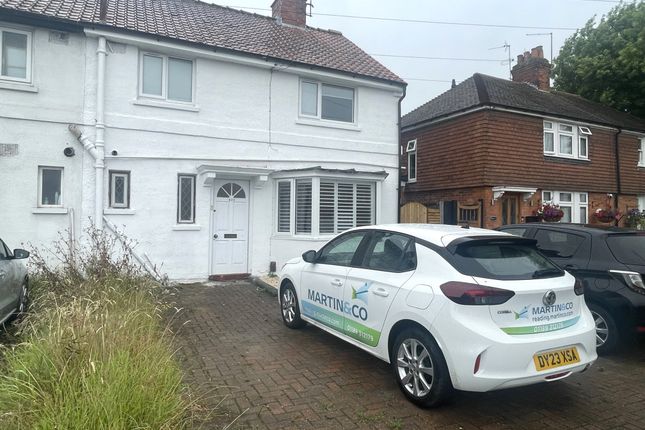 Thumbnail End terrace house to rent in Basingstoke Road, Reading