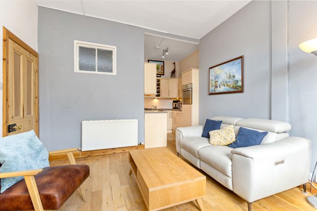 3 (2F1), Millar Place, Morningside, Edinburgh photo 4