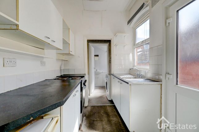 11, Wyley Road, Coventry photo 4
