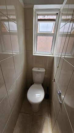 68, Windermere Avenue, Wembley photo 4